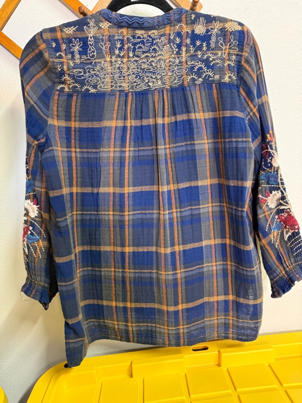 Johnny Was - Picture 2 of 4